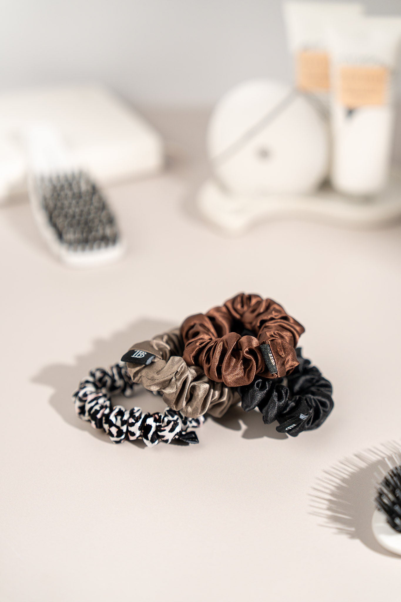Nashville - MIDI Silk Scrunchie Bundle
